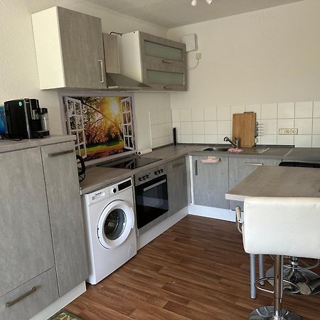 Ruhige Sonnige 1,5 Zimmer Wohnung Erfurt Bagian luar foto