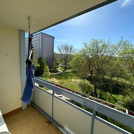 Ruhige Sonnige 1,5 Zimmer Wohnung Erfurt Bagian luar foto