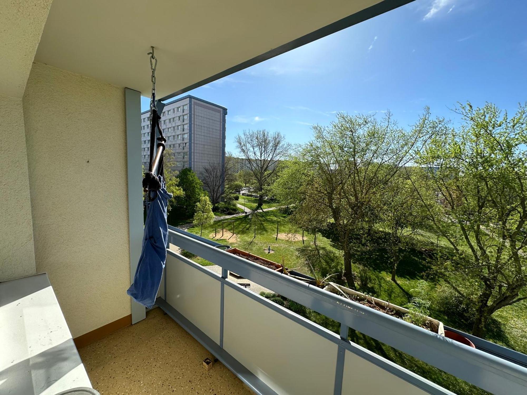 Ruhige Sonnige 1,5 Zimmer Wohnung Erfurt Bagian luar foto
