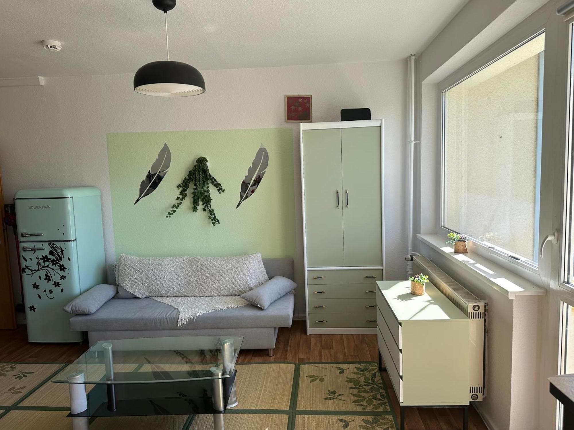 Ruhige Sonnige 1,5 Zimmer Wohnung Erfurt Bagian luar foto